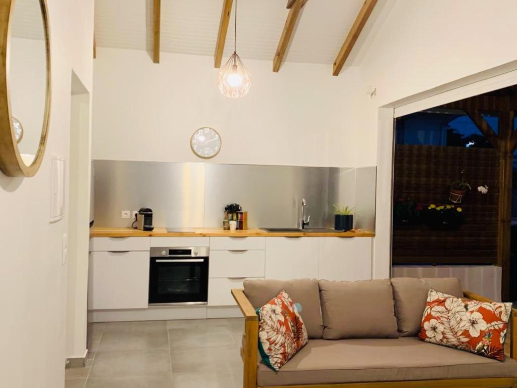 Vanille, A Proximite Des Plages, Idealement Situe Pour Visiter La Guadeloupe Le Gosier  Esterno foto