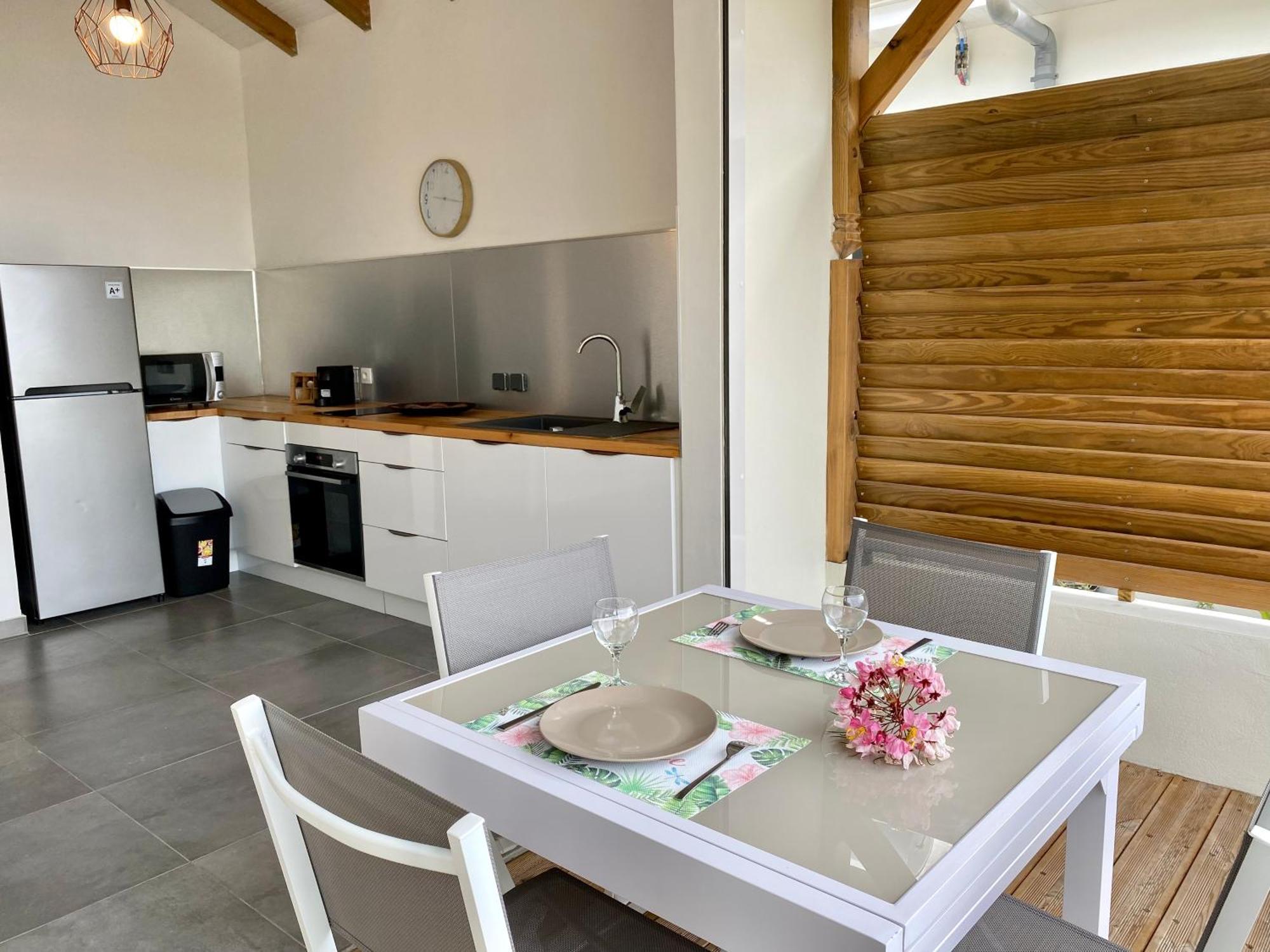 Vanille, A Proximite Des Plages, Idealement Situe Pour Visiter La Guadeloupe Le Gosier  Esterno foto